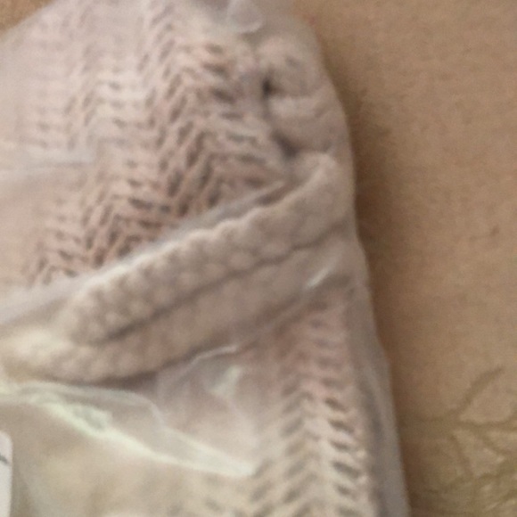 Brand new still in bag woven boho woven clutch - Picture 2 of 5